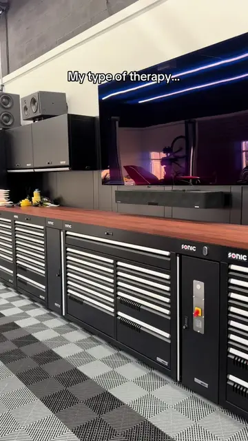 For the entire month of August, save 10% on all Sonic products. 🔧 From toolboxe