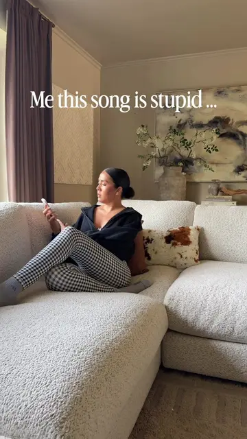 I said this song was stupid and now it’s become my new vocal stim within 5 minut