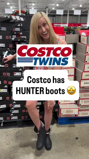 Costco has Hunter boots and they are beyond adorable! They come in 2 different c