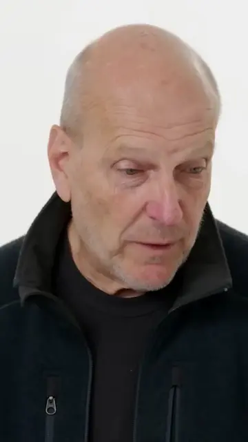 If you’ve ever cared about dinosaurs, this one is for you. Famous paleontologist