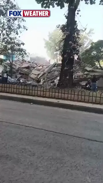 ‼️ EARTHQUAKE AFTERMATH: Dramatic video captured in Cali, Colombia, shows some o