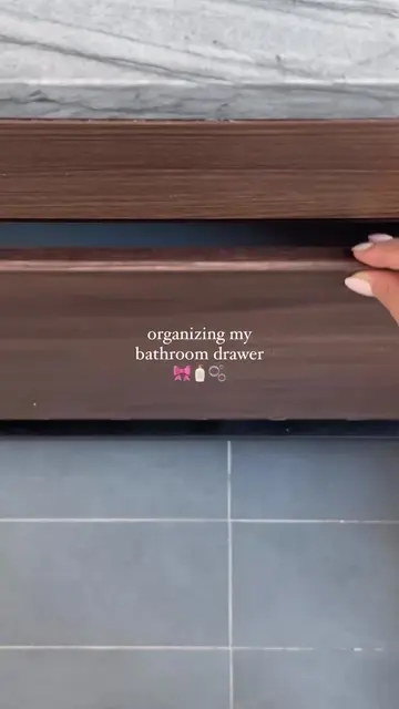 Organizing my bathroom drawer #BathroomRestock #RestockTok #CleanTok #Organizati