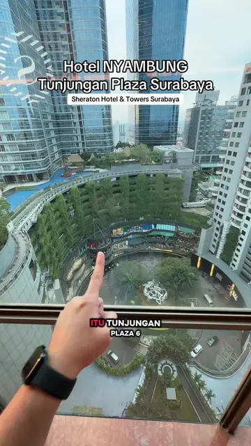 Mau ke Tunjungan Plaza? TINGGAL TURUN WKWK 😭 literally gedungnya tuh nyambung s