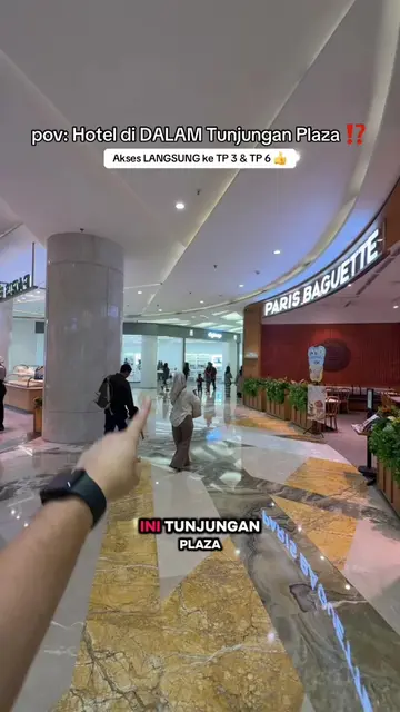 bener" akses hotel ini DI DALAM nya Tunjungan Plaza si, ga perlu keluar" mall ‼️