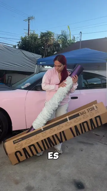 Así se ahorra vinyl 🤝#carvids02 #cargirls #wrapping #cardiy #carcontent 