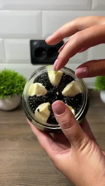 This life hack will help save a lot of money 💵 #lifehacks #savemoneyhacks 