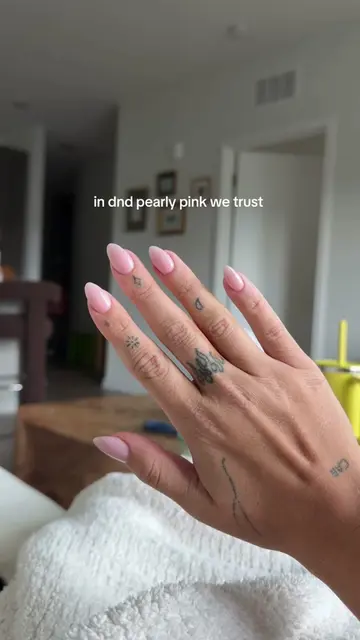 Guys I think I found my perfect pink!!! #nails #perfectpinknail #neutralnails #d