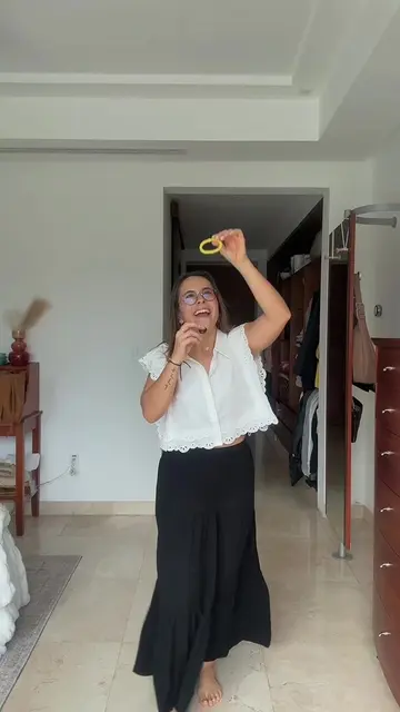 Este es el TikTok de @Auretha.mx  Y en los comentarios te dejo el link de Instag