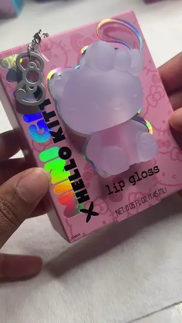 Hello Kitty is a weakness 😩😍💖✨ #hellokitty #hellokittyandfriends #fyp @MiniGl
