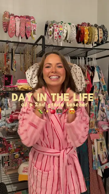 #dayinthelife as a 2nd grade #teacher 🍎✨👩🏽‍🏫🖍️🐛  Truly, I am SO thankful t