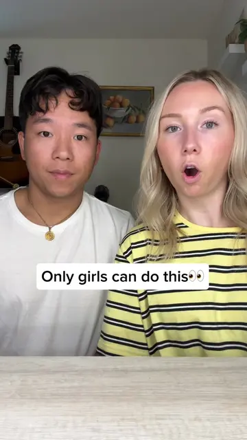 Only girls can do this👀😂 #couple #humor #challenge #relationships 
