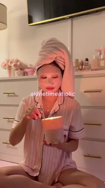 alonetimeaholic 🦢🎀 • • • alonetimeaholic, alone time, self care night, skincar