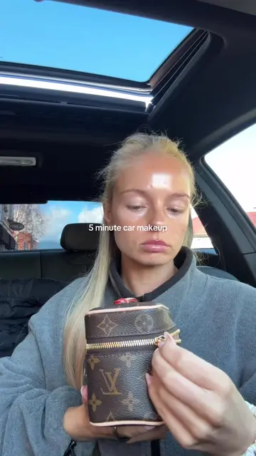 no makeup makeup on the go 💋 @Kosas colour corrector @Victoria Beckham Beauty b