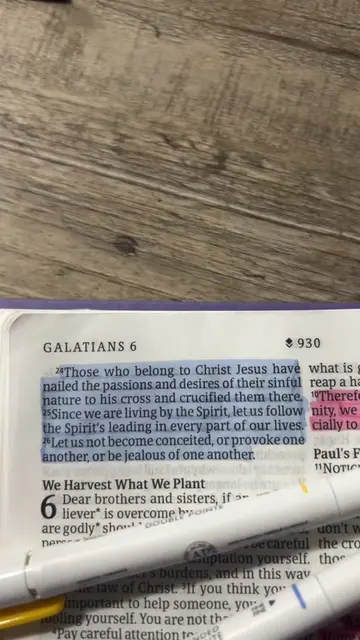 Galatians 5:24-26 | Living for God means dying to your sinful ways. #christianti