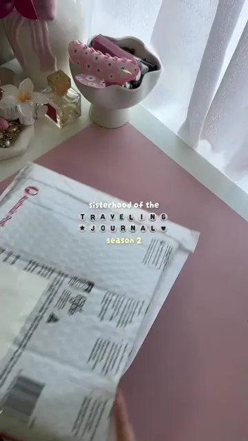 i’ve received my first journal in this season and i’m so excited!! 🤭💌📓 this g