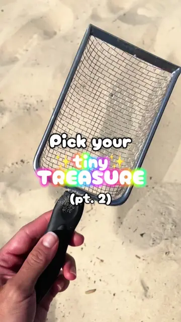 Which ✨tiny✨ treasure would be your dream find!?🤩 #tinythings #miniatures #hand