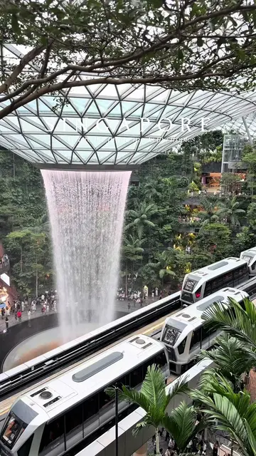 Welcome to Singapore  🇸🇬  Singapour est bien plus qu’une ville, c’est une expé