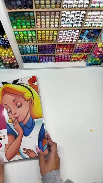 ASMR coloring for relax 🧘🏼‍♀️💜 #asmr #coloring #acrylic #markers #coloringboo