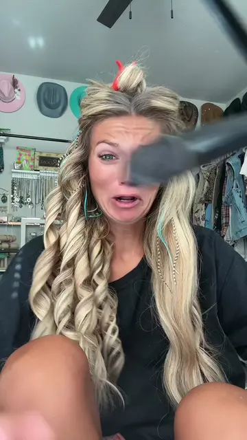 yall we’ve lost a diva baddie… drop curling iron suggestions down below ##wester