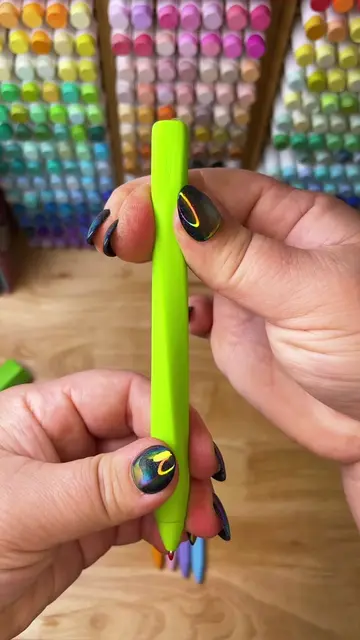 I LOVE these fidget pens! #pen #cutepens #BacktoSchoolShopping #BackToSchool #Ti
