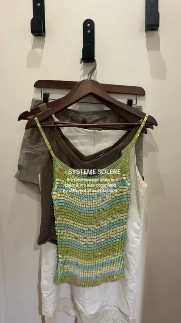 📍 SYSTEME SOLERE has such a gorg curation of clothing and everything was organi