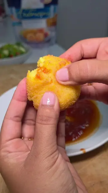 #AD Why did I wait this long to try Arancini? 🇮🇹 ​ I tried the Cucina Mini Ara
