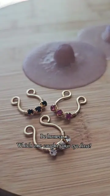 Be honest... which one caught your eye first? The look you love—no piercing requ