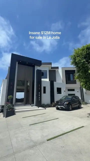 This home has one of the best views I’ve ever seen… I toured this home over the 