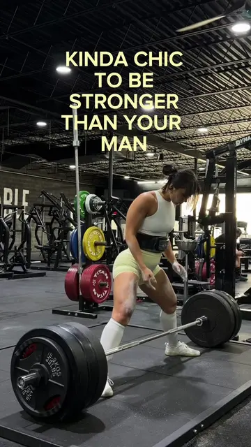 385lbs 💅🏼 girls who like to lift heavy, tap in 🙂‍↕️🤝🏼 #deadlift #strongwome