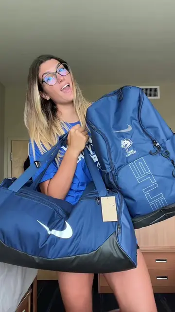 Christmas in August 💙#gearhaul #volleyball #mercyuniversity #studentathlete #us
