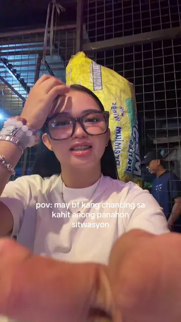 nakakaputi glasses nya kasi 