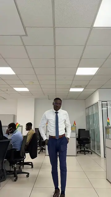 Chairman, w’akyi gu hɔ o! In this digital age, sharing your CalBank Visa card PI