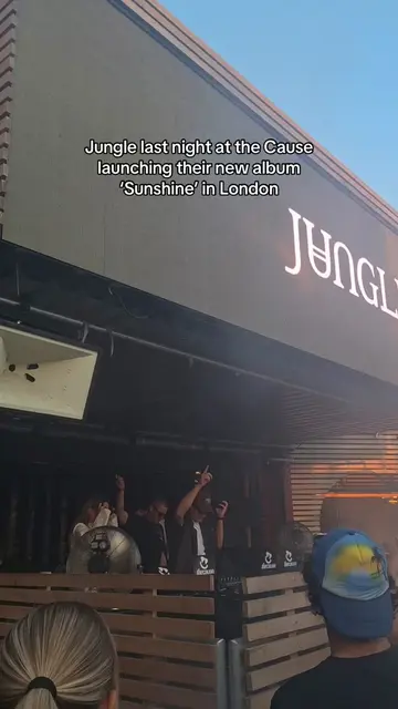 Jungle had their new album launch “Sunshine” party at The Cause last night in Lo
