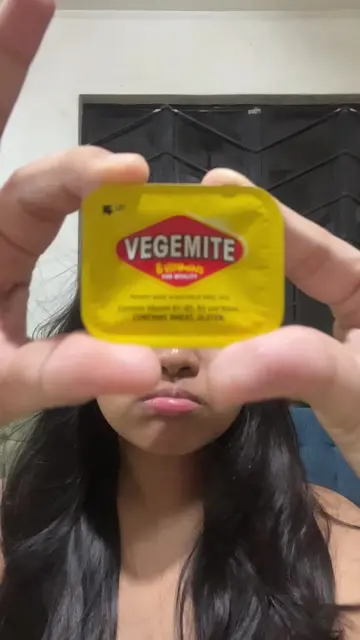 trying australian snacks! vegemite & timtams 😋