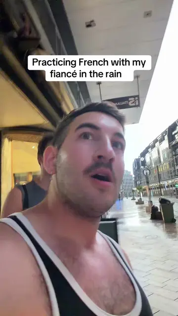IL PLOUTTTTTTT☔️☔️☔️ #gaycouple #learningfrench 