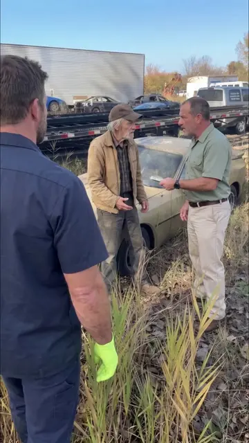 This 1983 Porsche was about to be crushed while its homeless owner watched... un