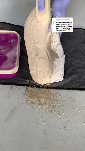 Replying to @Joy_unspeakable That’s our HI-SAVVY PROFESSIONAL SNEAKER CLEANING S