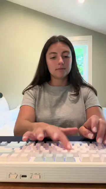 obsessed with my new keyboard 💙🤍#keyboardasmr 