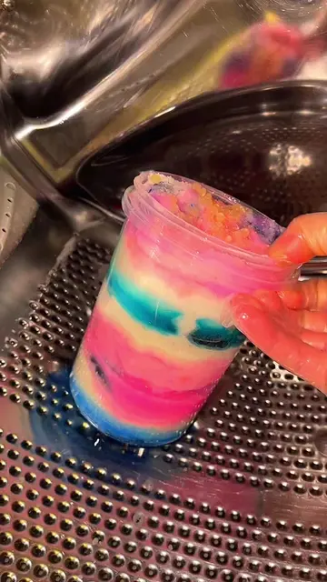The daz layers wash! This smells incredible 😍😍 what brand should I do next? #l
