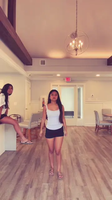 trioo #fyp #tiptoe #dances #viral #dancesfor3 @Sadhvi @Sara Swain 