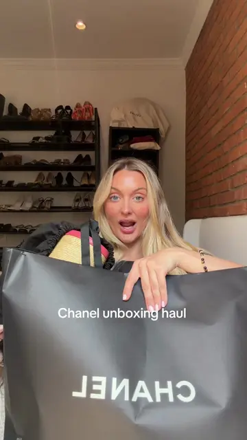I’m crashing out a little about this #unboxing #chanelunboxing #chanel 