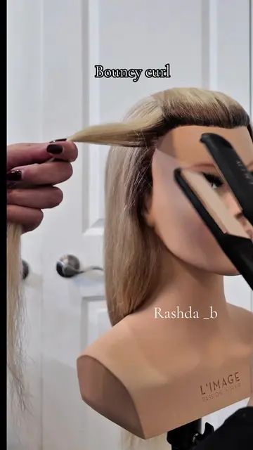 #hairtok #HairTutorial #haircurl #hairstylist #flatiron 