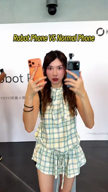 Robot Phone Vs Normal  Phone Who wins🫪🫪？？ #HONOR #RobotPhone #iPhone