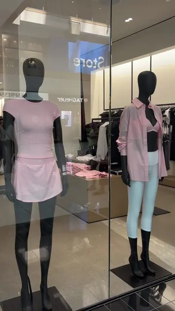 POV: Alo dropped the prettiest shade of pink & I had to see it for myself 🎀🩰☁️
