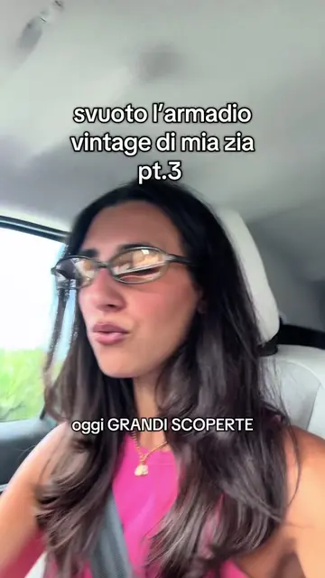 questa serie vi sta piacendo e piace anche a me 🤭🤭 #vintageclothes #2000vibes 