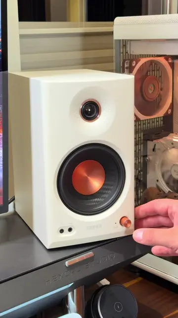 Turn up the Volume! 🔊 Edifier MR4.2 @Edifier North America  These are some of t