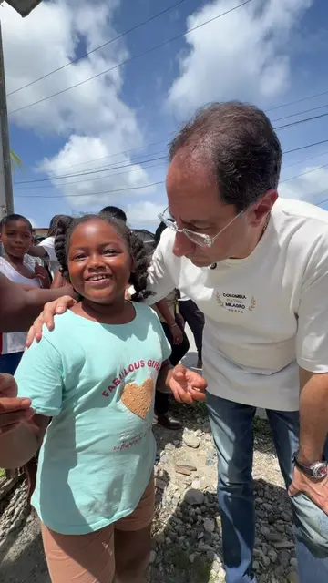 A esto nos envió el presidente @Abelardo De La Espriella, a estar junto a nuestr
