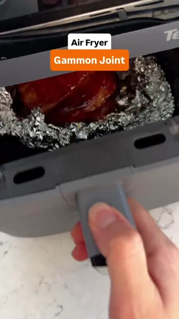 Juicy Air Fryer Honey Glazed Gammon 🍖✨ Did you know you could get a gammon join