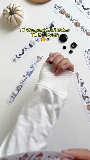 Set a Halloween Craft Date with your friend right here 👇 #embroidery #halloween