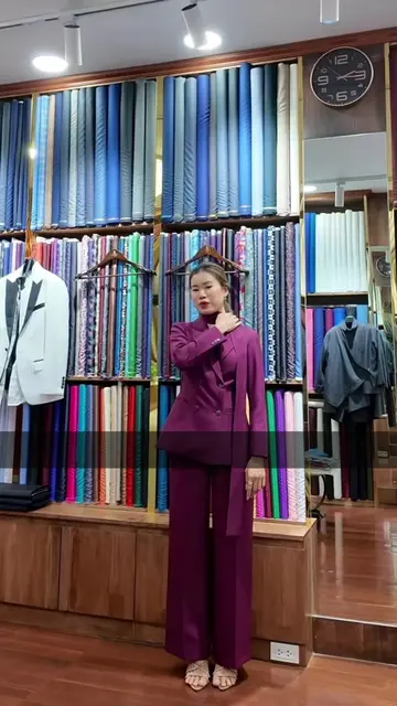 Don’t buy a ready-made suit in Thailand… tailor it instead! ✨ Here’s me sharing 